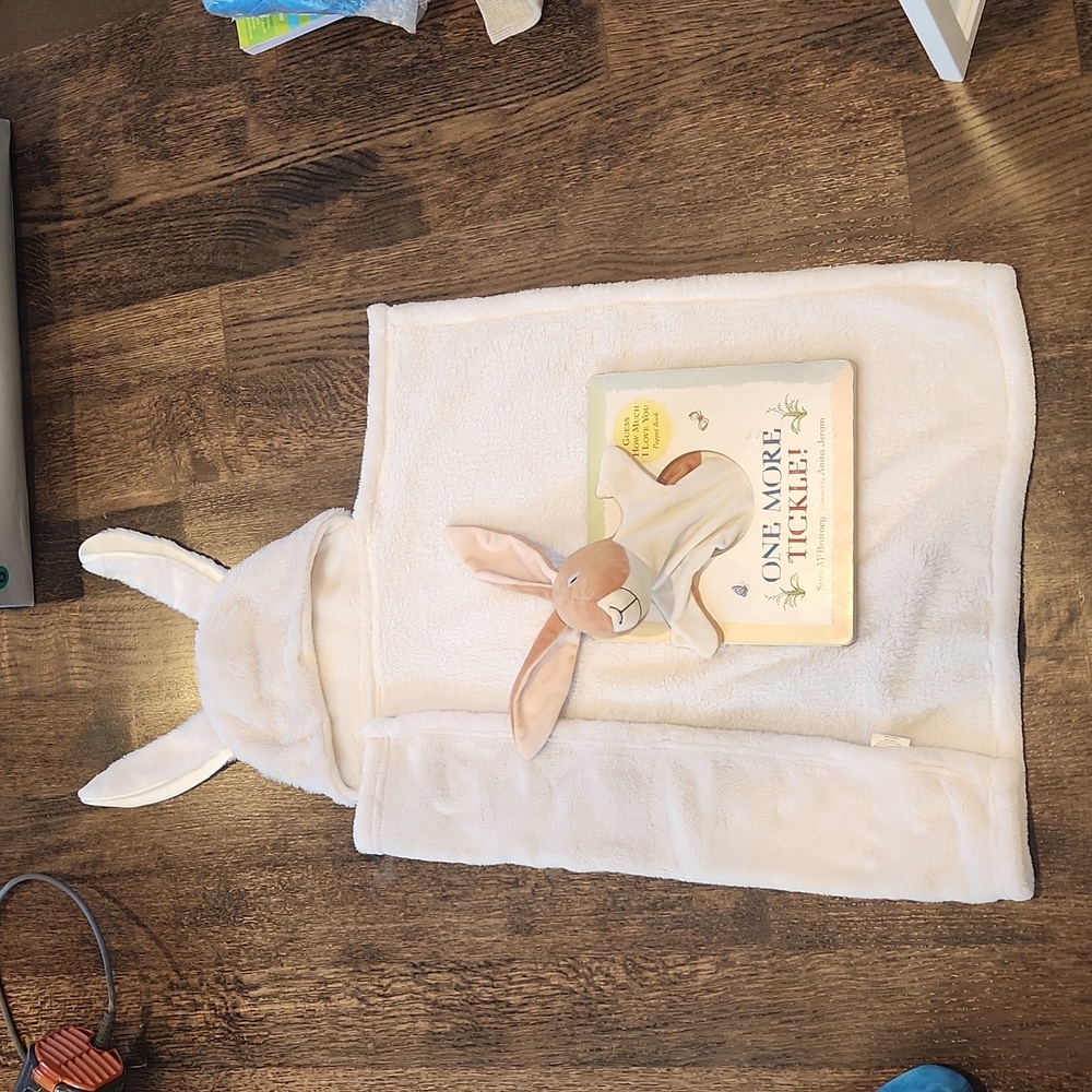 Kids bunny wrap w ears and hand puppet book